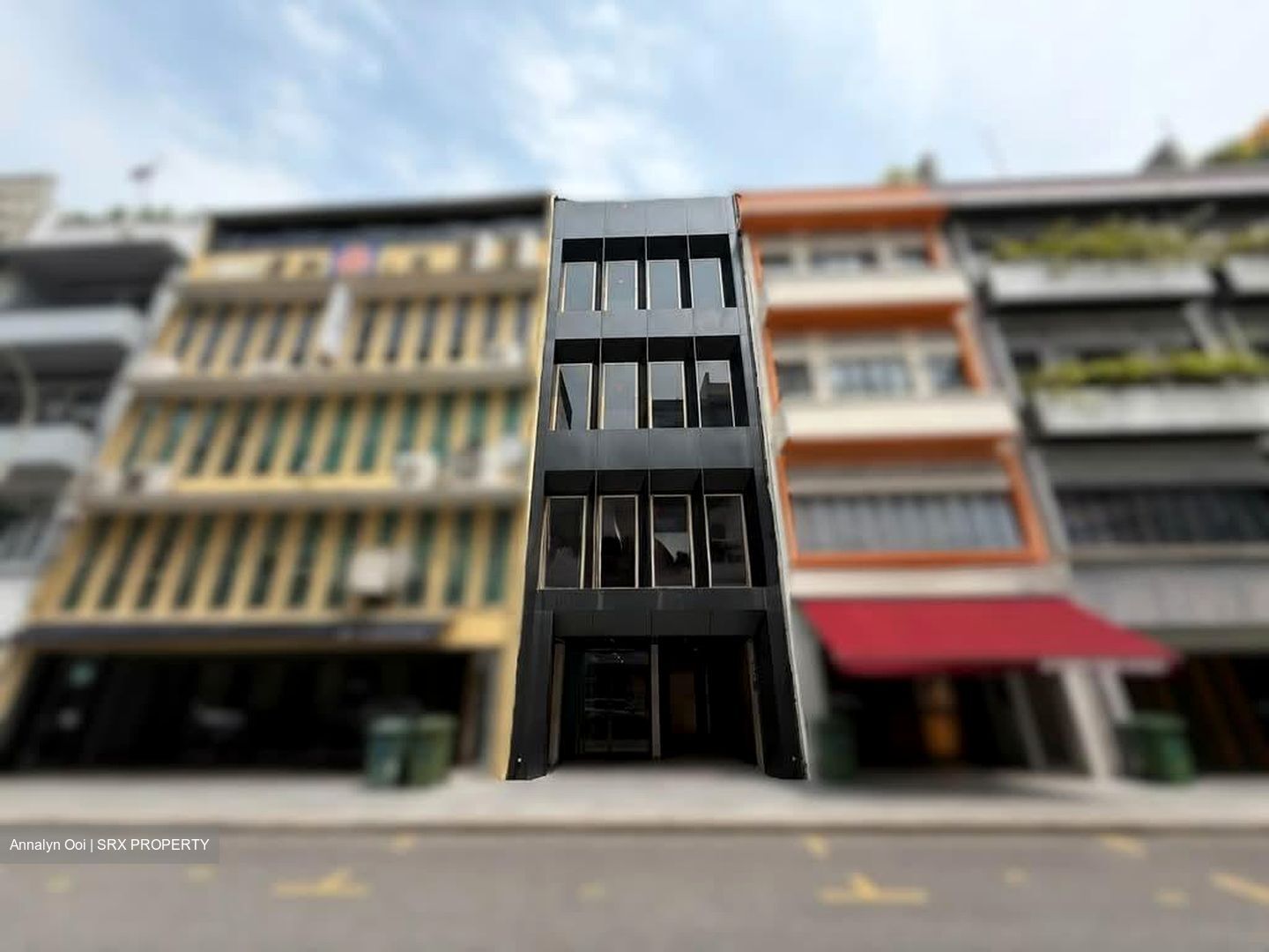 Hongkong Street (D1), Retail #587079401